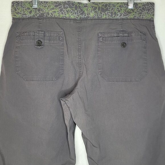 Nike ACG Bermuda Outdoor Shorts Size 8 - Picture 6 of 9